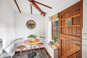 Breakfast Kitchen- click for photo gallery